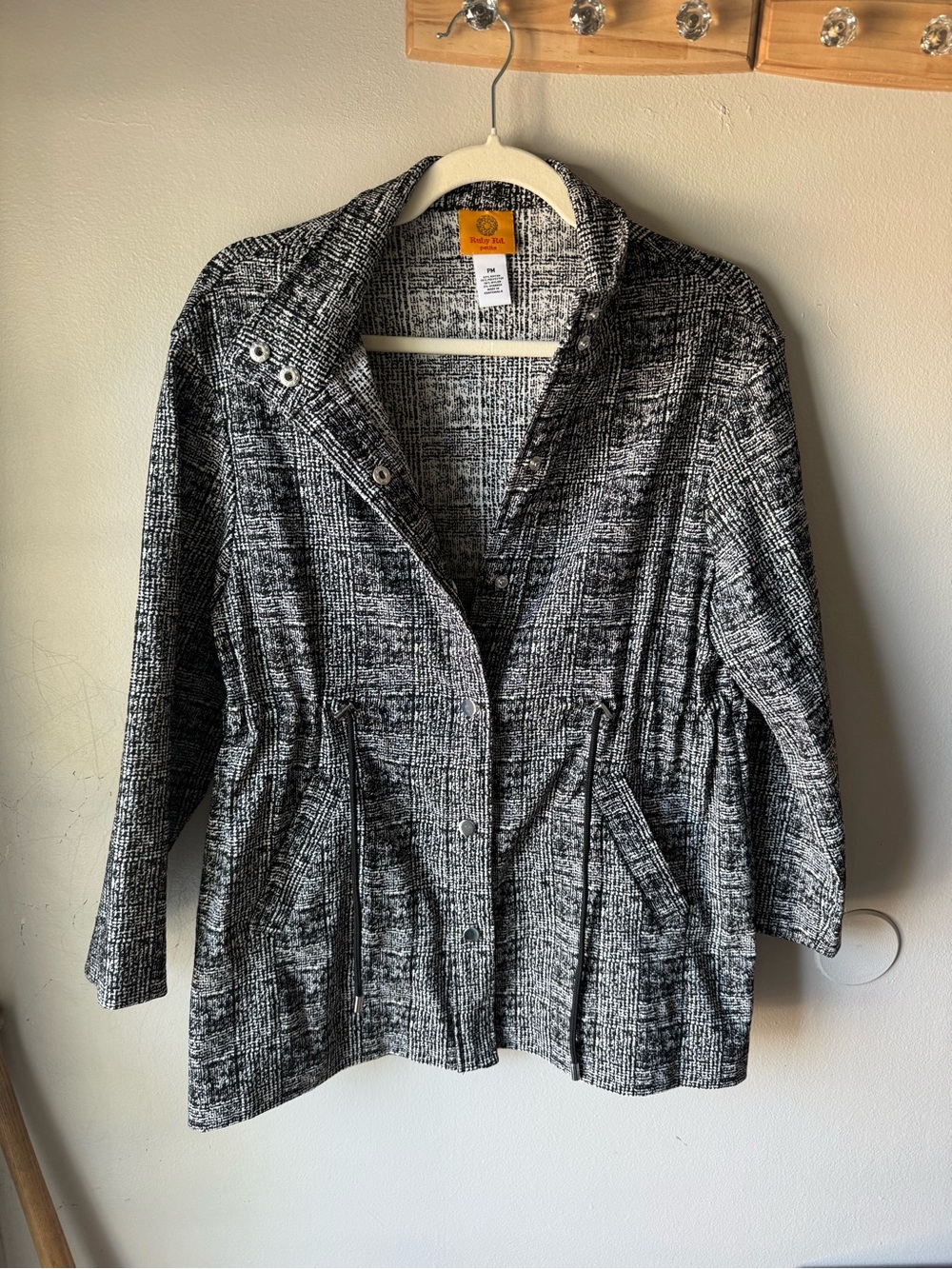 Ruby Rd Petite Drawstring Waist Utility Jacket Black White Plaid Snap Front PM